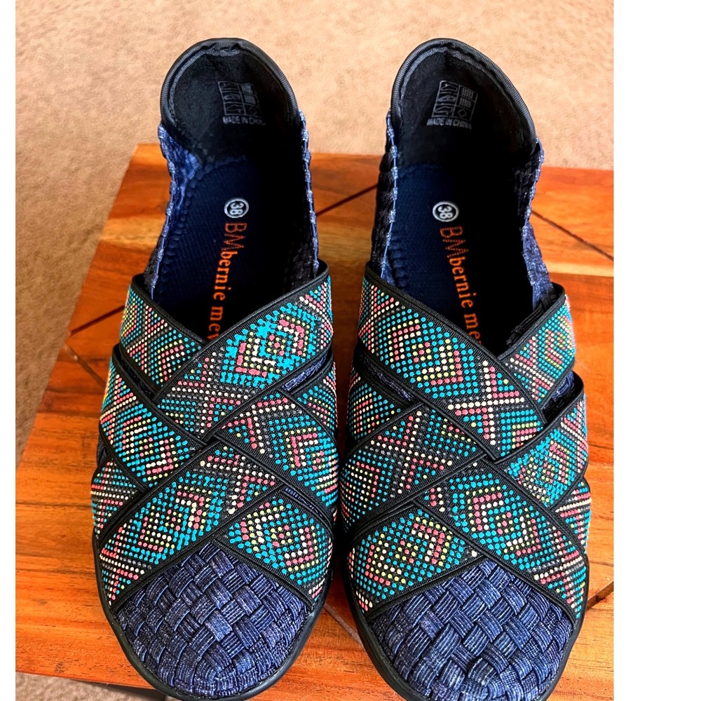 Bernie Mev New York Woven Slip On Flats Navy Blue Multi Geometric Size 38/7